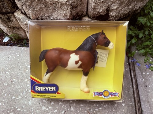 Retired breyer horse 775 - retired,