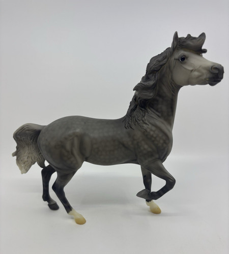 Breyer horse dapple - breyer,